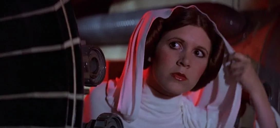 La Princesse Leia se défend pendant l'abordage de son vaisseau