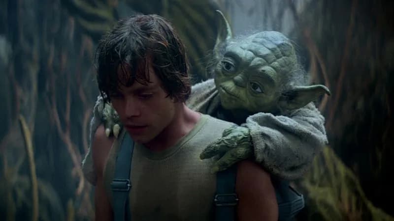 Luke s'entraine aux côtés du puissant Maître Yoda