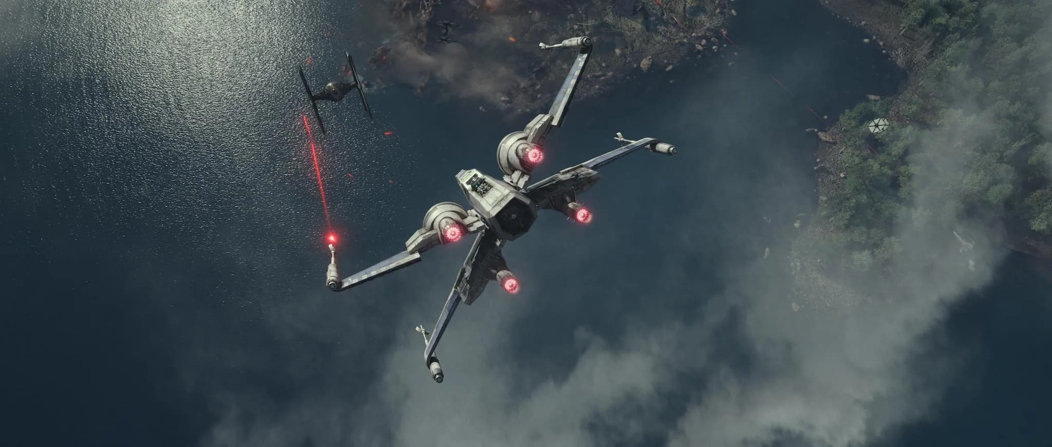 X-Wing T-70 contre Chasseur TIE